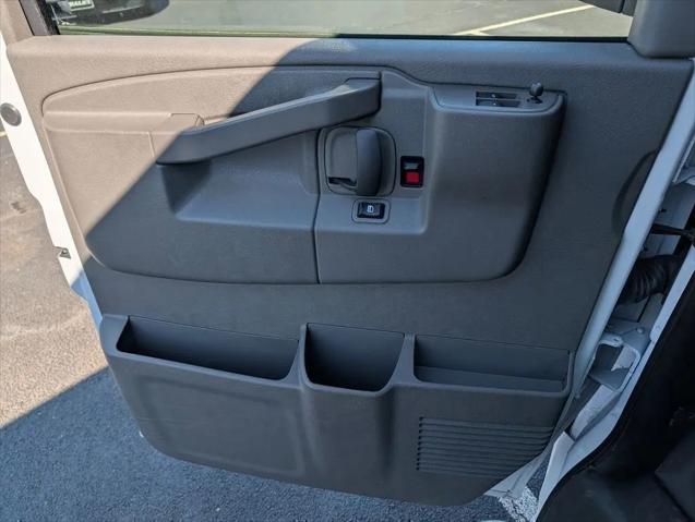 2024 GMC Savana Cargo RWD 2500 Regular Wheelbase Work Van