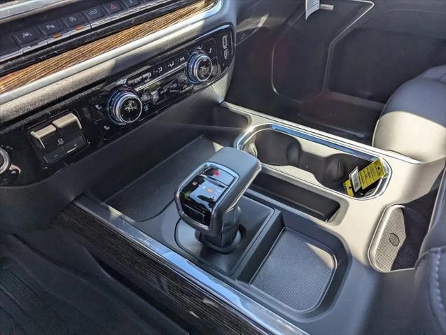 2026 GMC Sierra 1500 Crew Cab, Short Bed, Elevation, 4WD