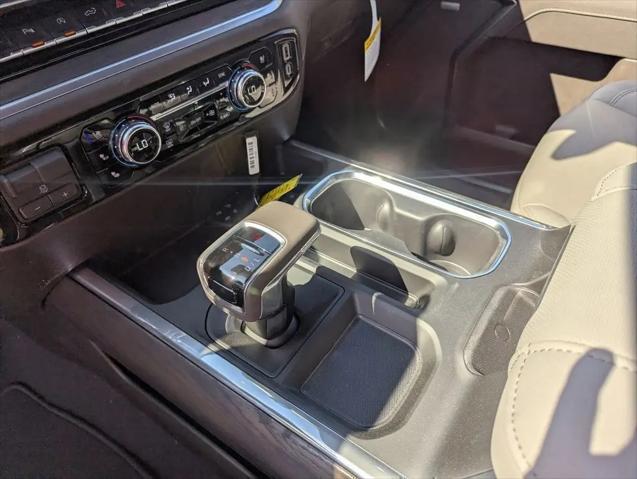 2026 GMC Sierra 1500 Crew Cab, Short Bed, SLT, 4WD
