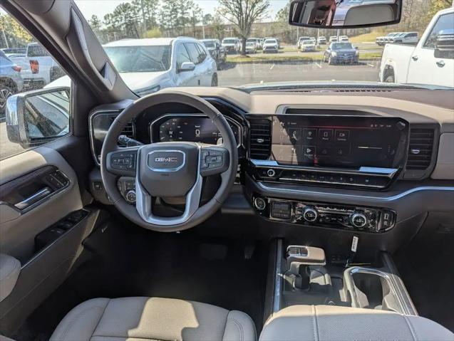 2026 GMC Sierra 1500 Crew Cab, Short Bed, SLT, 4WD