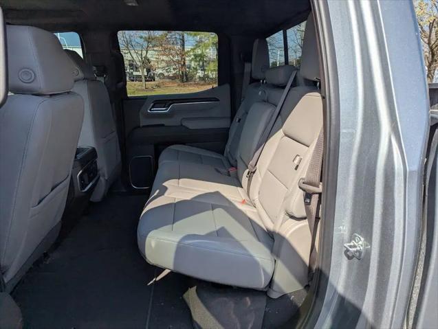 2026 GMC Sierra 1500 Crew Cab, Short Bed, SLT, 4WD