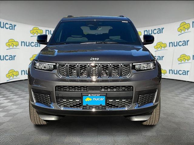 2025 Jeep Grand Cherokee L Laredo X 4x4
