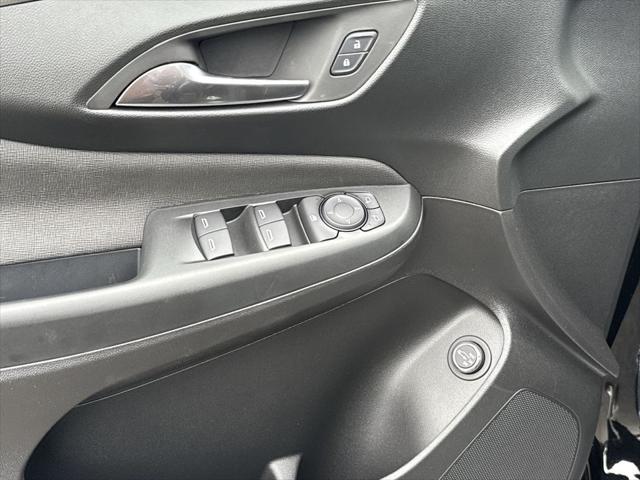 2026 Buick NV Avenir FWD