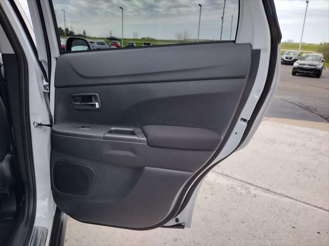 2026 Mitsubishi Outlander Sport 2.0 LE