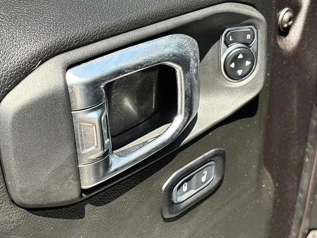 2024 Jeep Wrangler 4-Door Willys 4x4