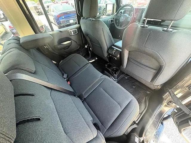 2024 Jeep Wrangler 4-Door Willys 4x4