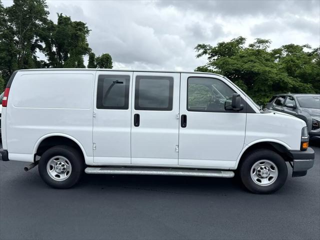 2024 Chevrolet Express Cargo Van RWD 2500 Regular Wheelbase WT