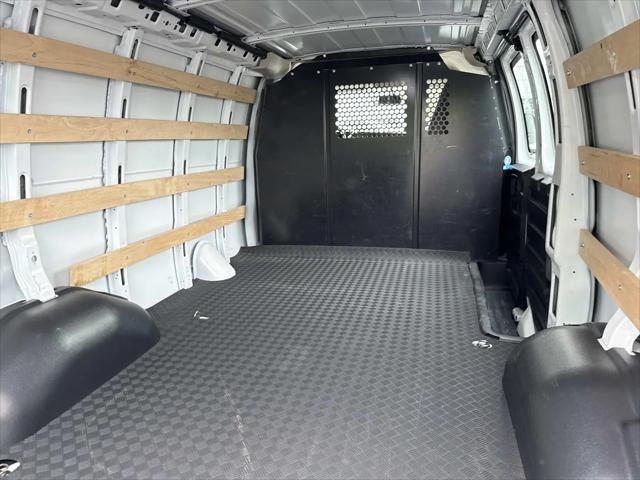 2024 Chevrolet Express Cargo Van RWD 2500 Regular Wheelbase WT