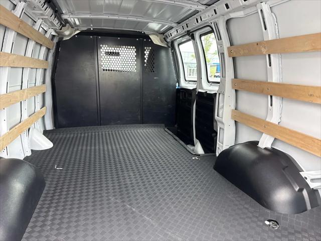 2024 Chevrolet Express Cargo Van RWD 2500 Regular Wheelbase WT