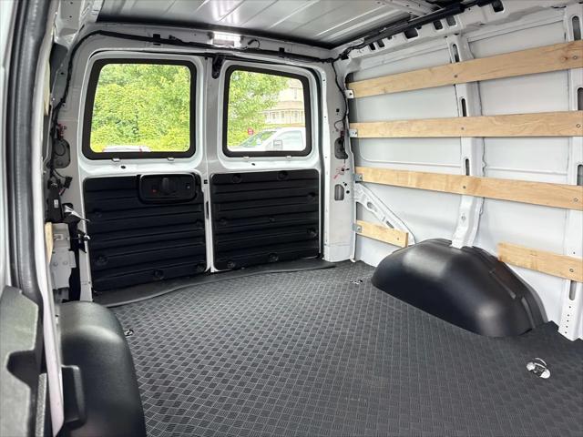 2024 Chevrolet Express Cargo Van RWD 2500 Regular Wheelbase WT
