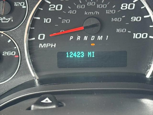 2024 Chevrolet Express Cargo Van RWD 2500 Regular Wheelbase WT
