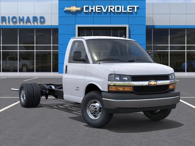 2026 Chevrolet Express Cutaway Work Van