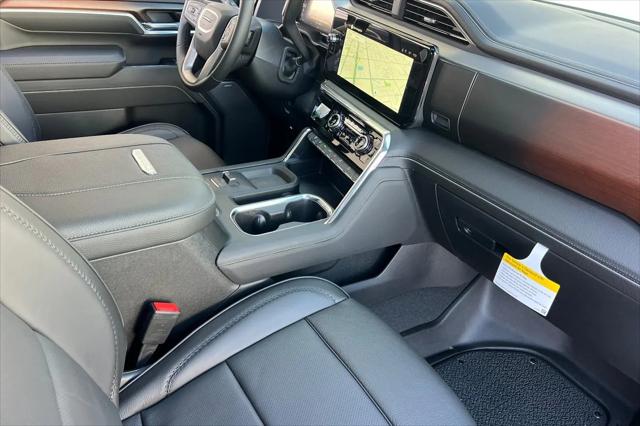 2026 GMC Sierra 2500HD Crew Cab, Standard Bed, Denali, 4WD