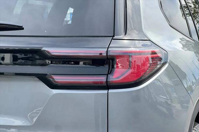 2026 GMC Acadia Elevation FWD