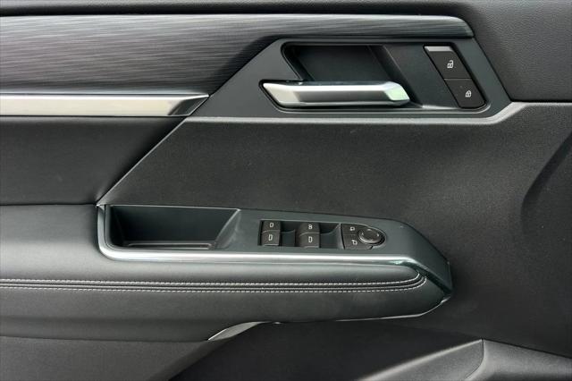 2026 GMC Acadia Elevation FWD