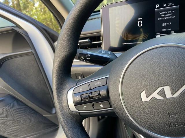 2026 Kia K5 LXS FWD