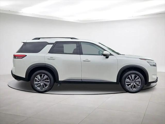 2024 Nissan Pathfinder SV FWD