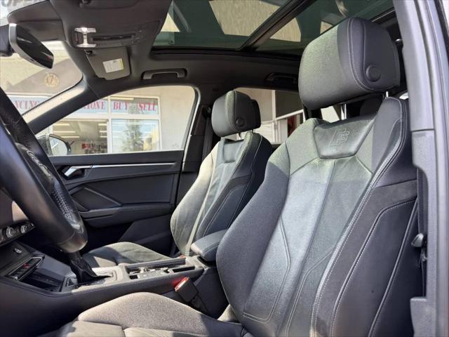 2020 Audi Q3 Premium Plus 45 TFSI S line quattro Tiptronic