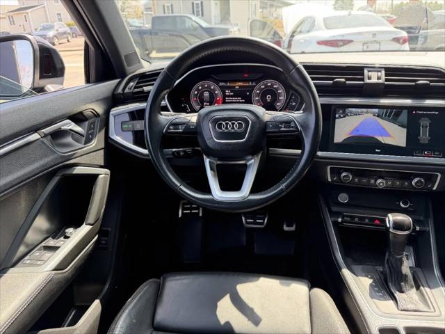 2020 Audi Q3 Premium Plus 45 TFSI S line quattro Tiptronic