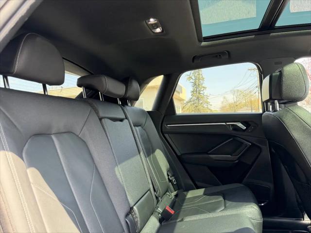 2020 Audi Q3 Premium Plus 45 TFSI S line quattro Tiptronic