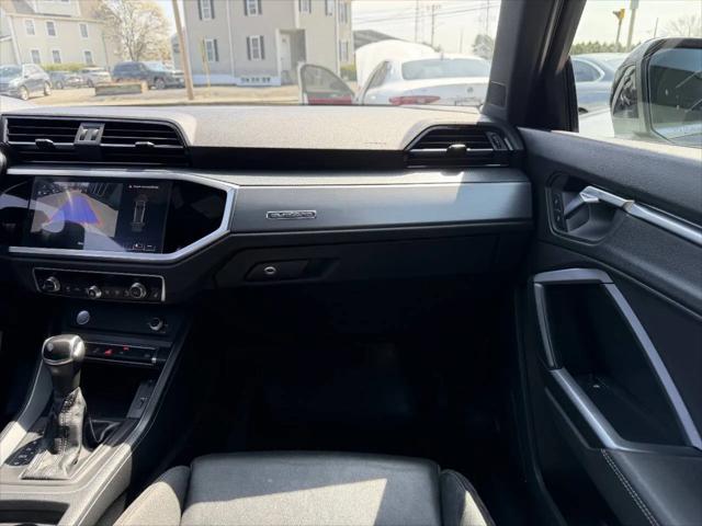 2020 Audi Q3 Premium Plus 45 TFSI S line quattro Tiptronic