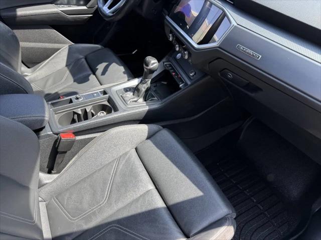 2020 Audi Q3 Premium Plus 45 TFSI S line quattro Tiptronic