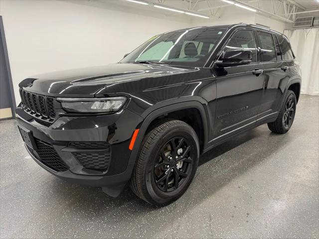 2025 Jeep Grand Cherokee Altitude 4x4