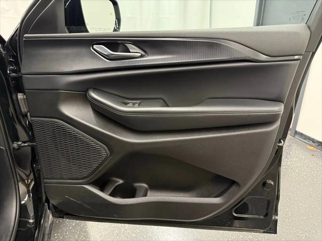 2025 Jeep Grand Cherokee Altitude 4x4