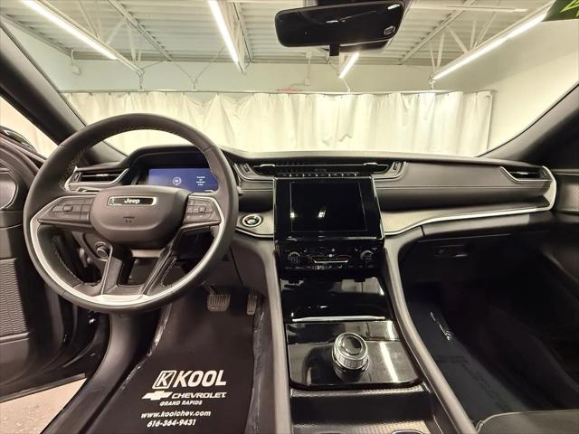 2025 Jeep Grand Cherokee Altitude 4x4
