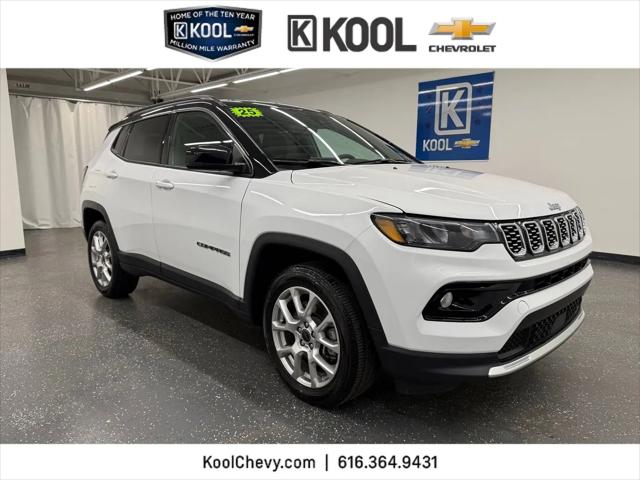 2025 Jeep Compass Limited 4x4 for sale in Grand Rapids, MI