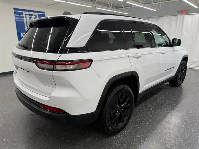 2025 Jeep Grand Cherokee Altitude 4x4