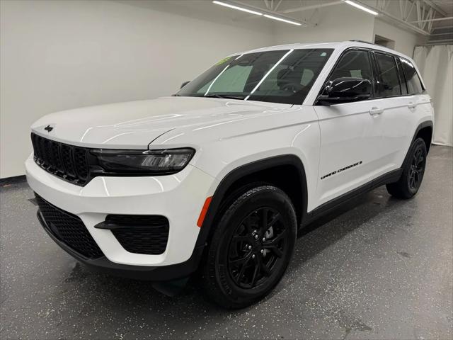 2025 Jeep Grand Cherokee Altitude 4x4