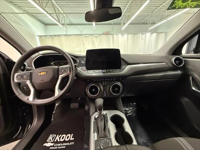 2025 Chevrolet Blazer AWD 2LT