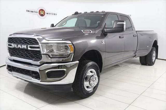 2024 Ram 3500 Tradesman Crew Cab 4x4 8' Box