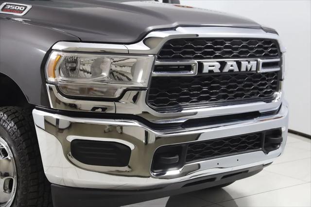 2024 Ram 3500 Tradesman Crew Cab 4x4 8' Box