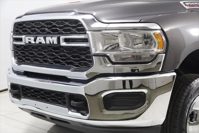 2024 Ram 3500 Tradesman Crew Cab 4x4 8' Box
