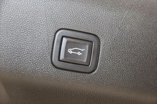 2023 GMC Yukon XL 4WD Denali
