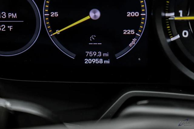 2023 Porsche 911 GT3 w/Touring Package
