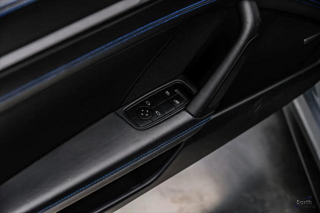 2023 Porsche 911 GT3 w/Touring Package