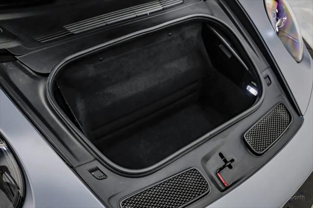 2023 Porsche 911 GT3 w/Touring Package