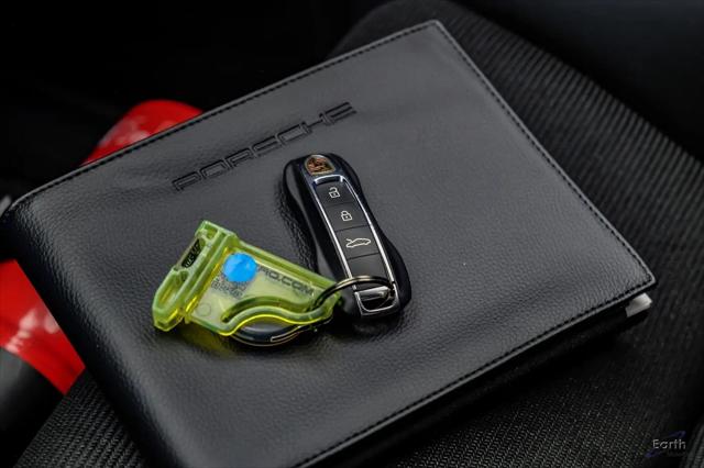 2023 Porsche 911 GT3 w/Touring Package