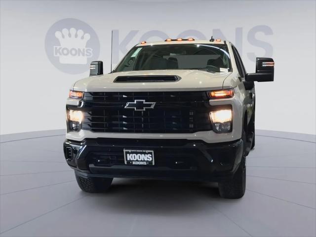 2026 Chevrolet Silverado 2500HD Crew Cab, Standard Bed, WT, 4WD