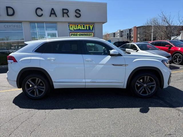 2022 Volkswagen Atlas Cross Sport 3.6L V6 SEL R-Line