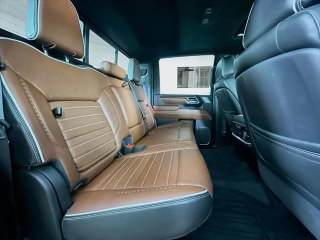 2024 GMC Sierra 2500HD 4WD Crew Cab Standard Bed Denali Ultimate