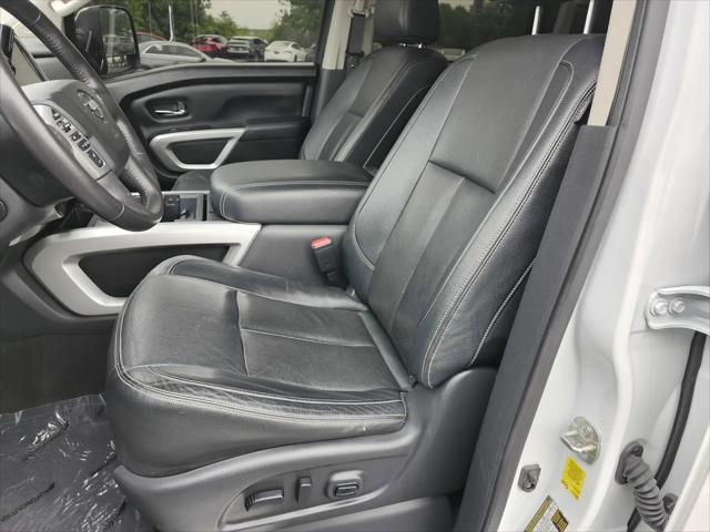 2021 Nissan Titan Crew Cab SL 4x4