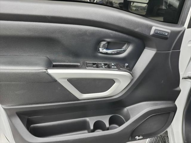 2021 Nissan Titan Crew Cab SL 4x4