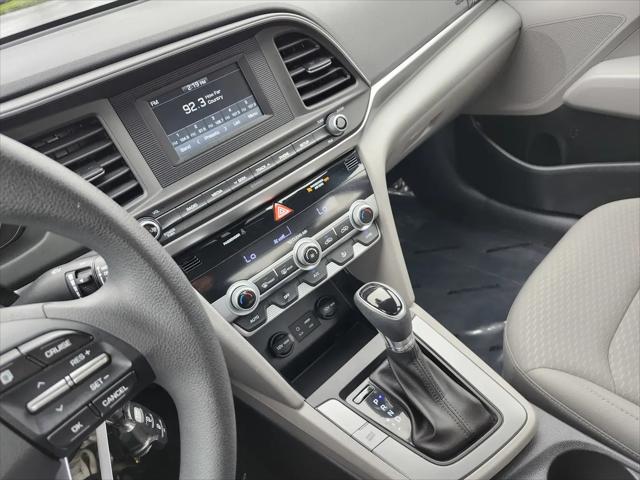 2020 Hyundai Elantra SE