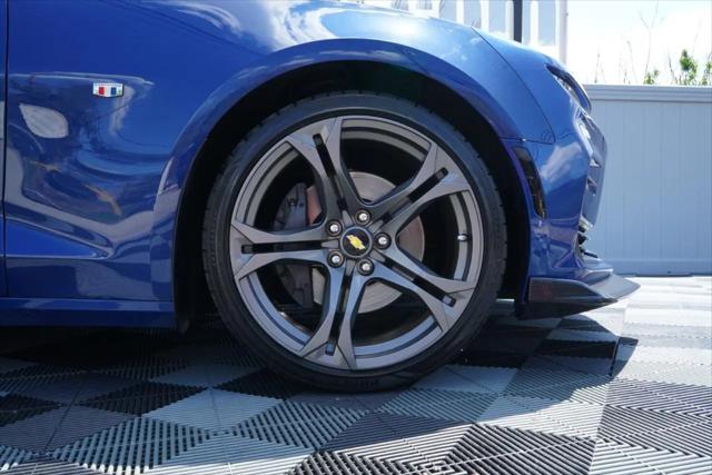 2020 Chevrolet Camaro RWD Coupe 1SS