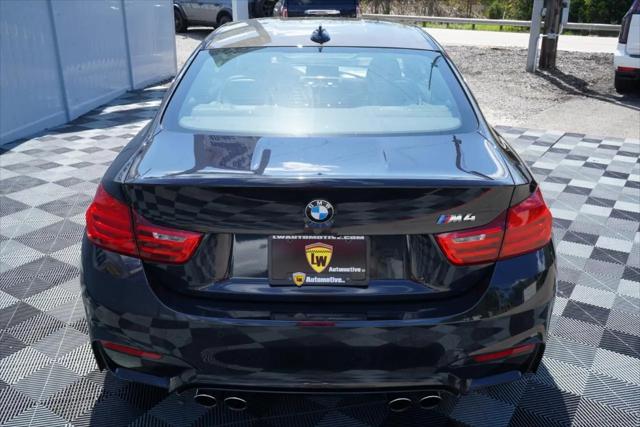 2016 BMW M4 Standard