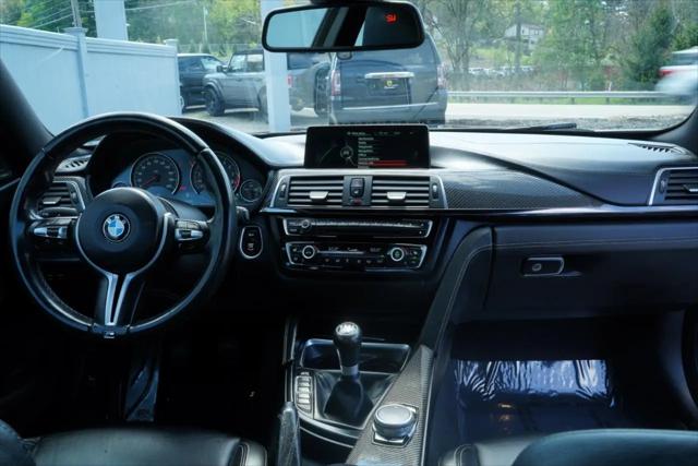 2016 BMW M4 Standard